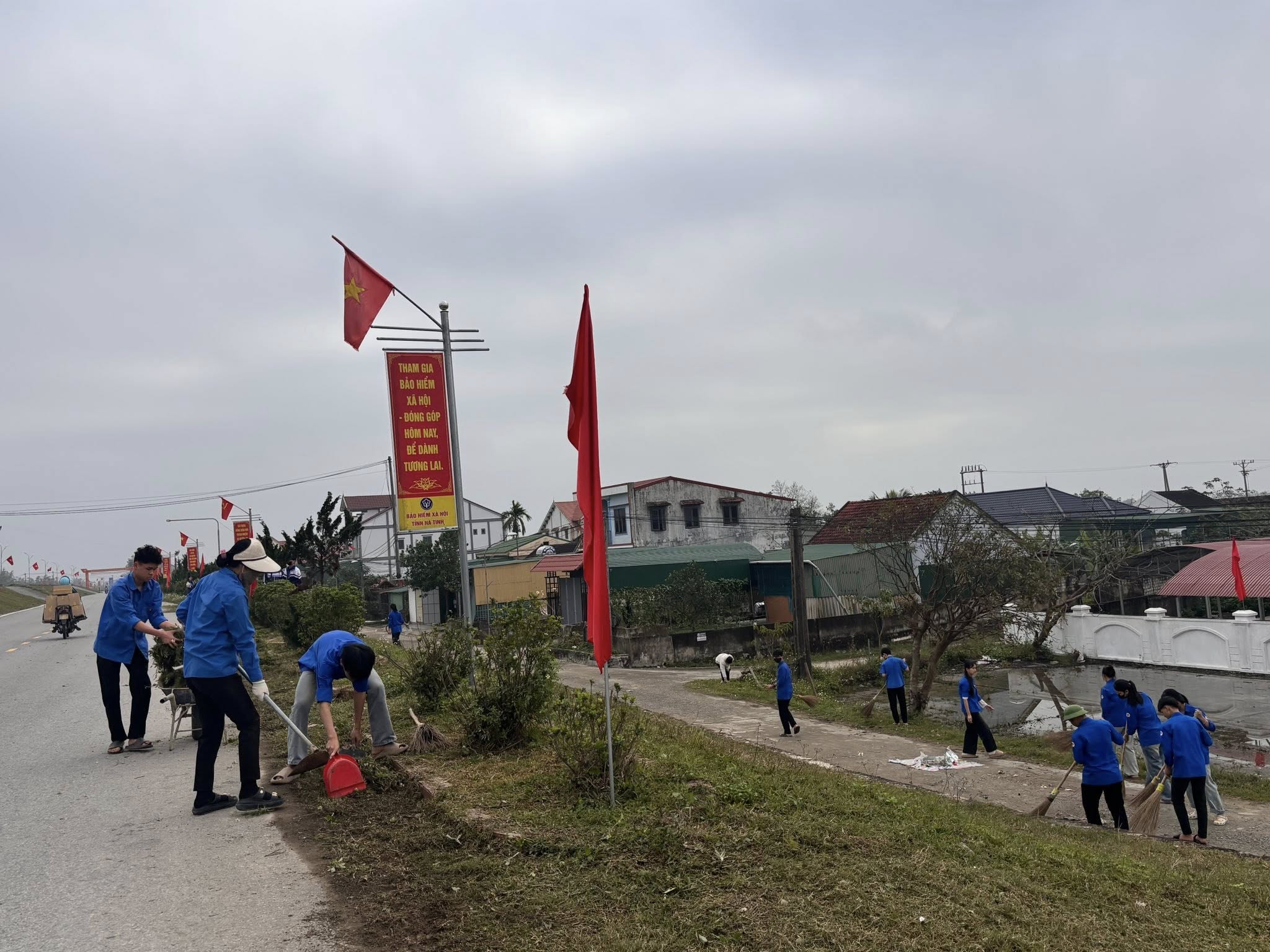 Tuổi trẻ xã Đức Quang với nhiều hoạt động ngày Thứ 7 tình nguyện, Chủ nhật xanh.