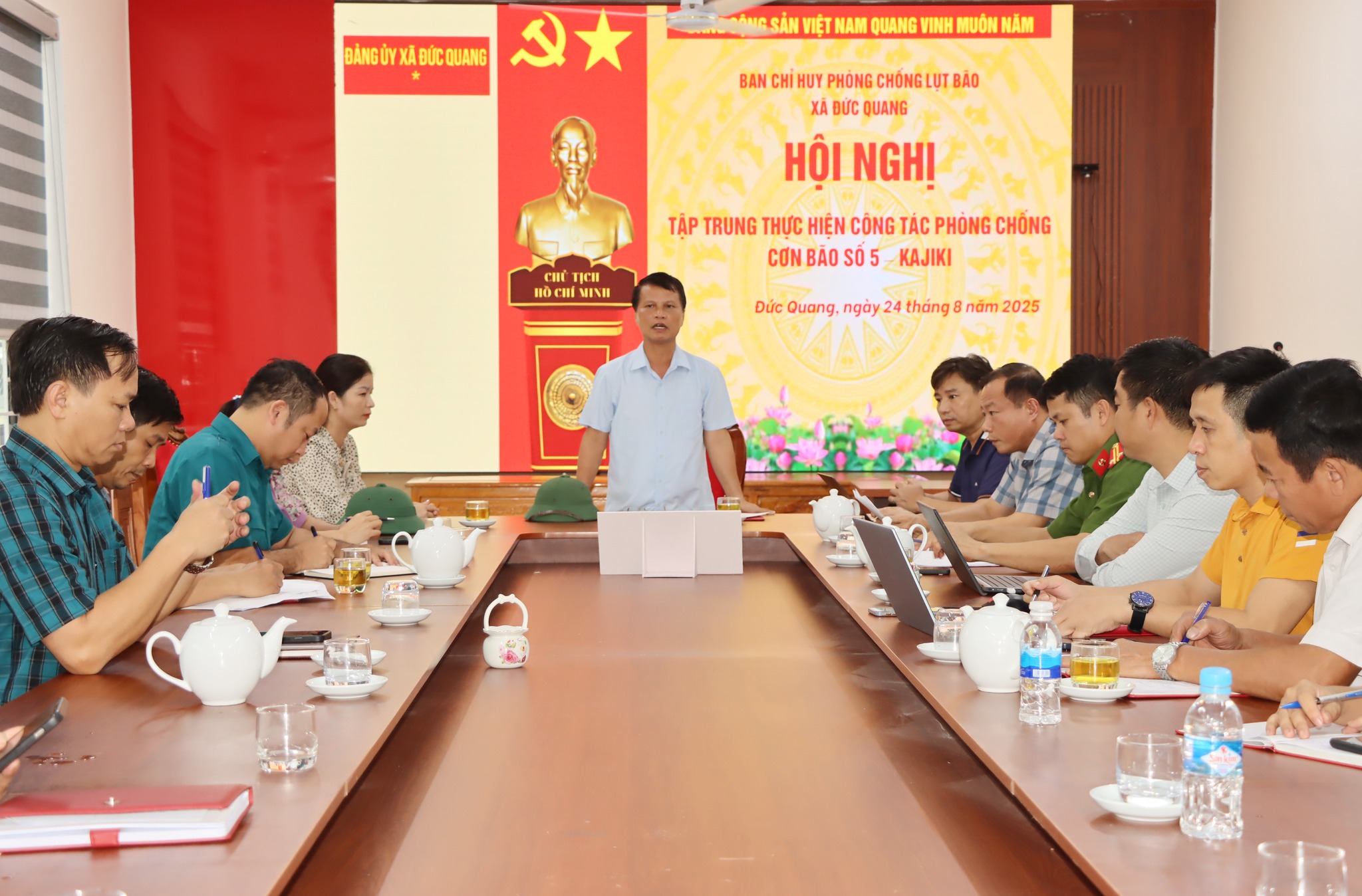 Chủ động, khẩn trương ứng phó với bão số 5