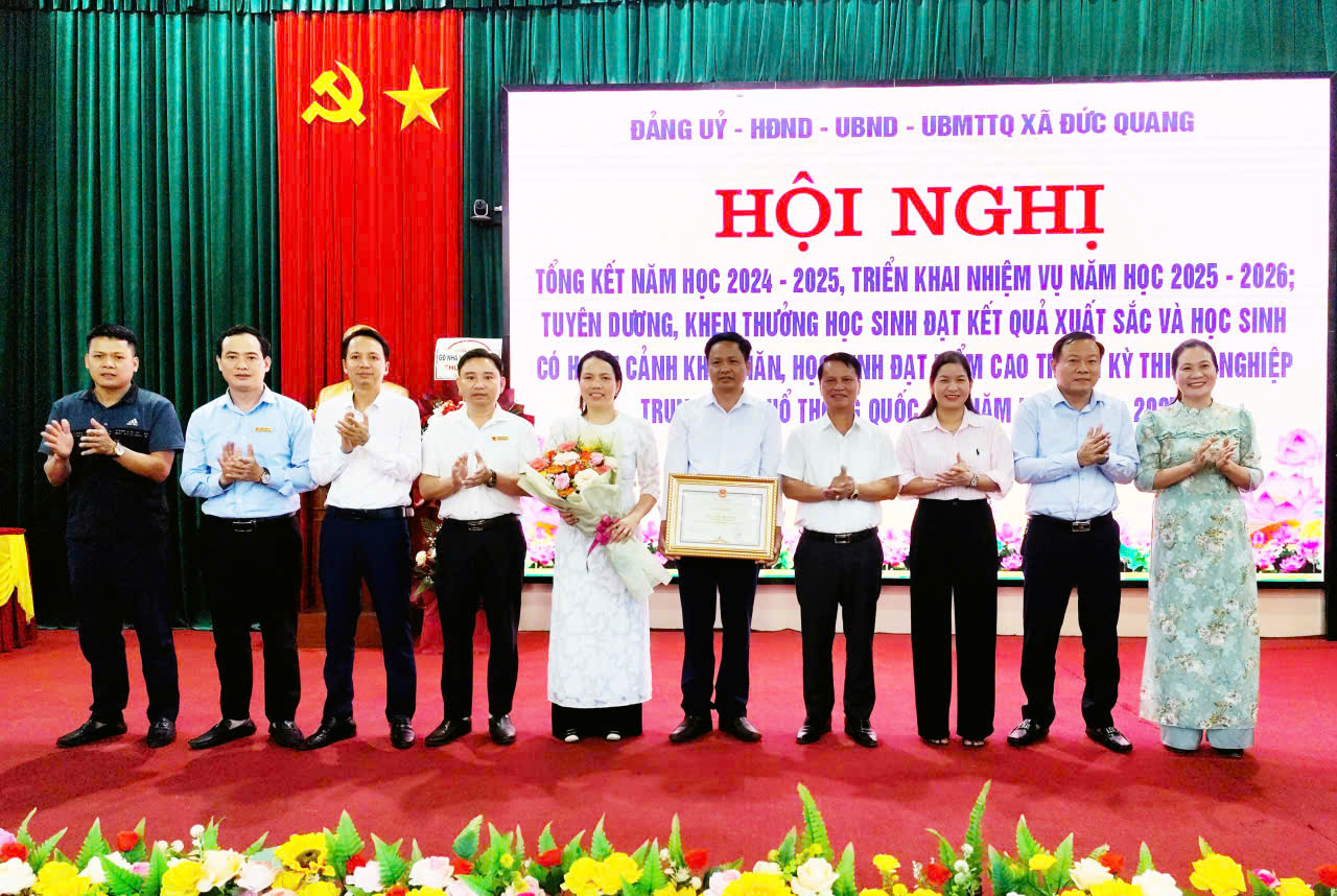 Triển khai nhiệm vụ năm học mới và tuyên dương 66 học sinh tiêu biểu
