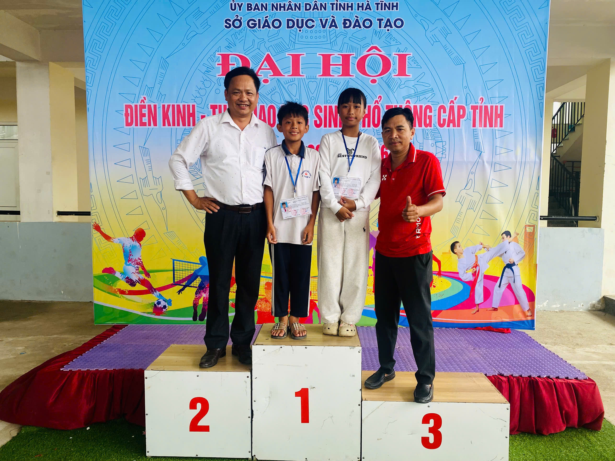 Trường Tiểu học Yên Hồ, xã Đức Quang ẵm nhiều giải Vàng tại Đại hội Điền kinh Thể thao học sinh toàn tỉnh năm học 2025 - 2026.