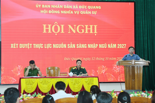 Đức Quang: Rà soát thực lực nguồn công dân trong độ tuổi sẵn sàng nhập ngũ và thực hiện nghĩa vụ tham gia Công an nhân dân năm 2027. 