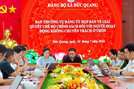 BTV Đảng ủy xã Đức Quang họp bàn giải quyết chế độ, chính sách đối với người hoạt động không chuyên trách ở thôn