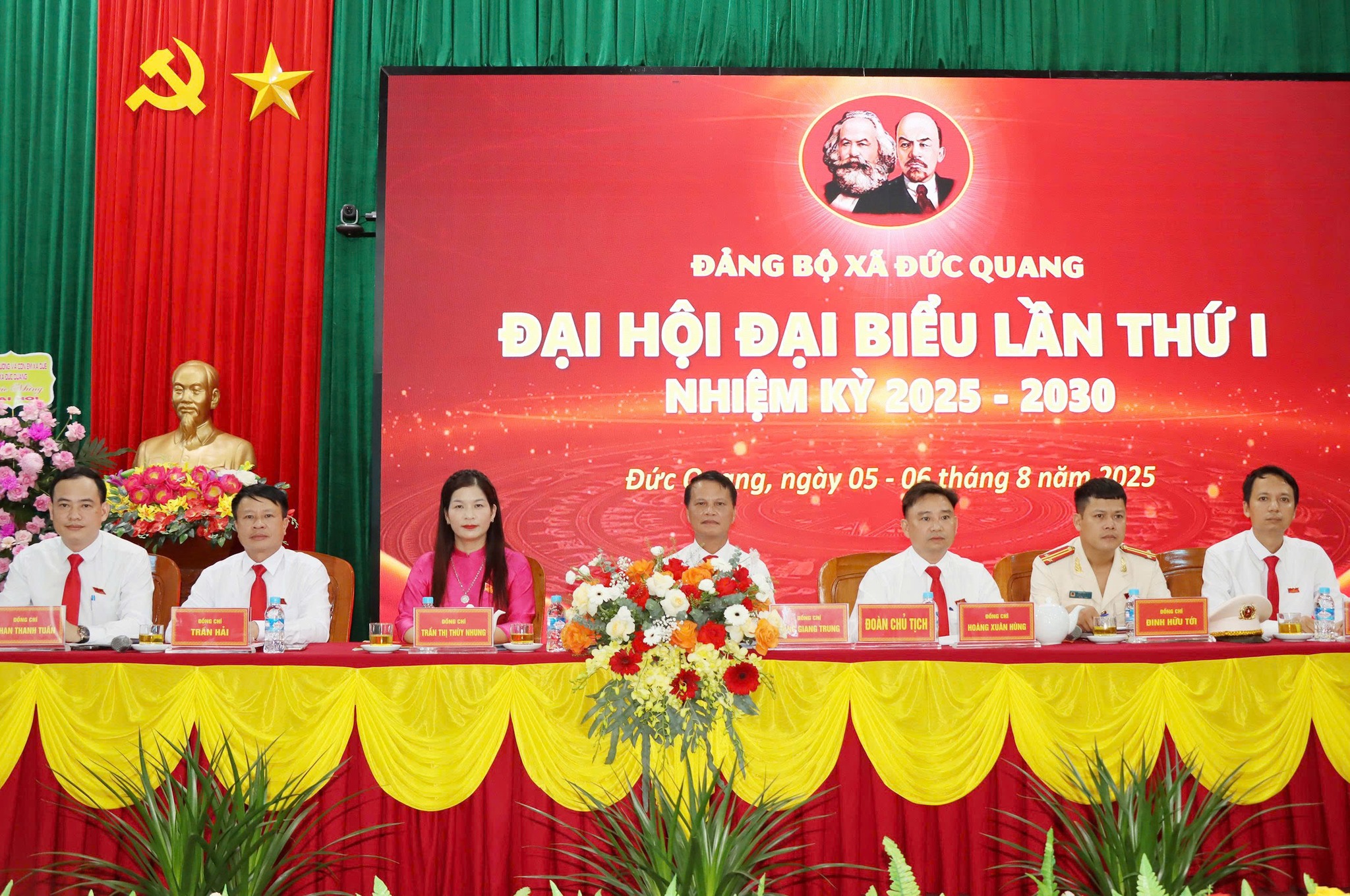 Đại hội Đảng bộ xã Đức Quang: Phiên trù bị, sẵn sàng cho phiên chính thức. 